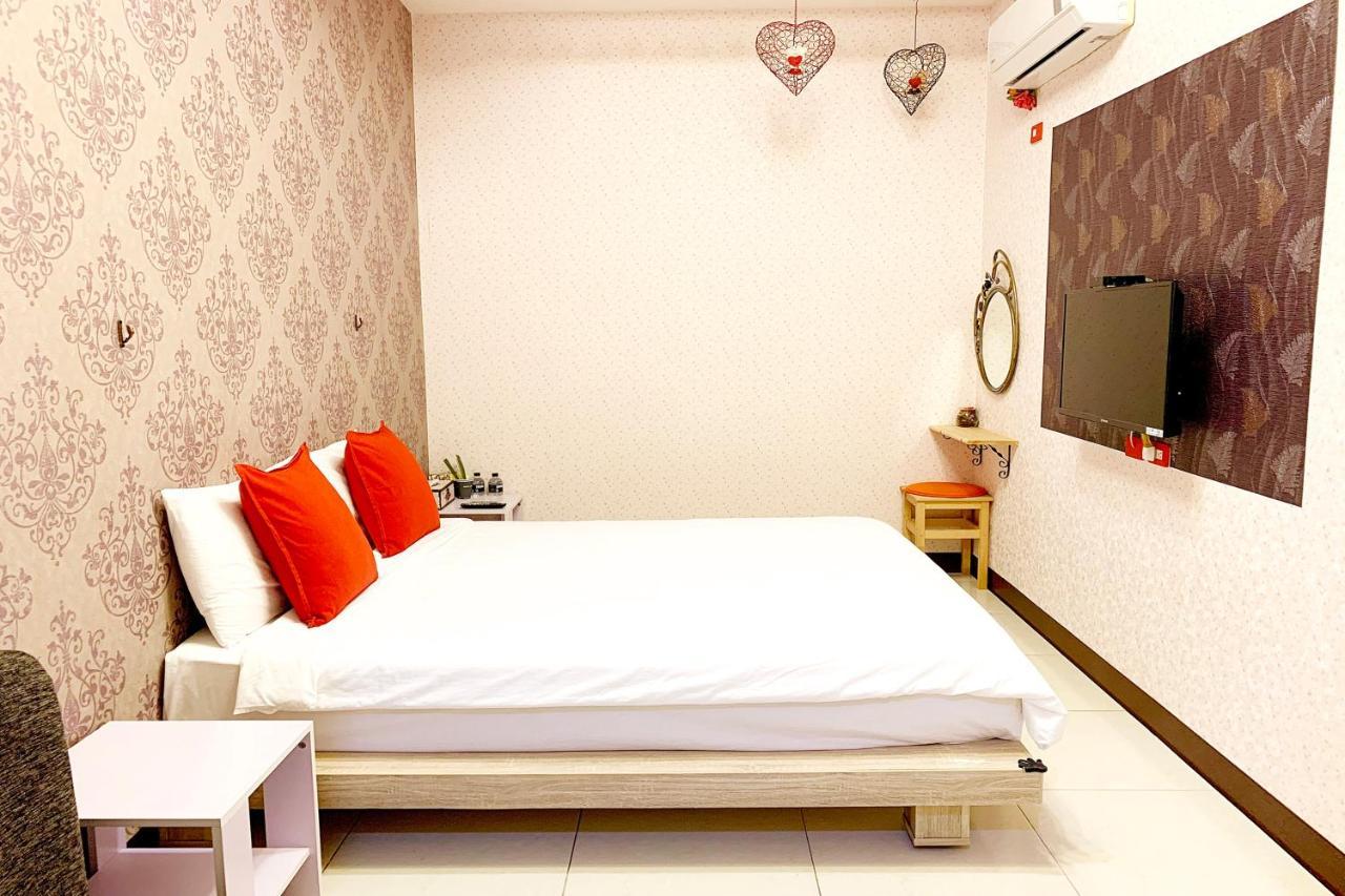 Snug-Nine Hotel Heng-ch'un Esterno foto