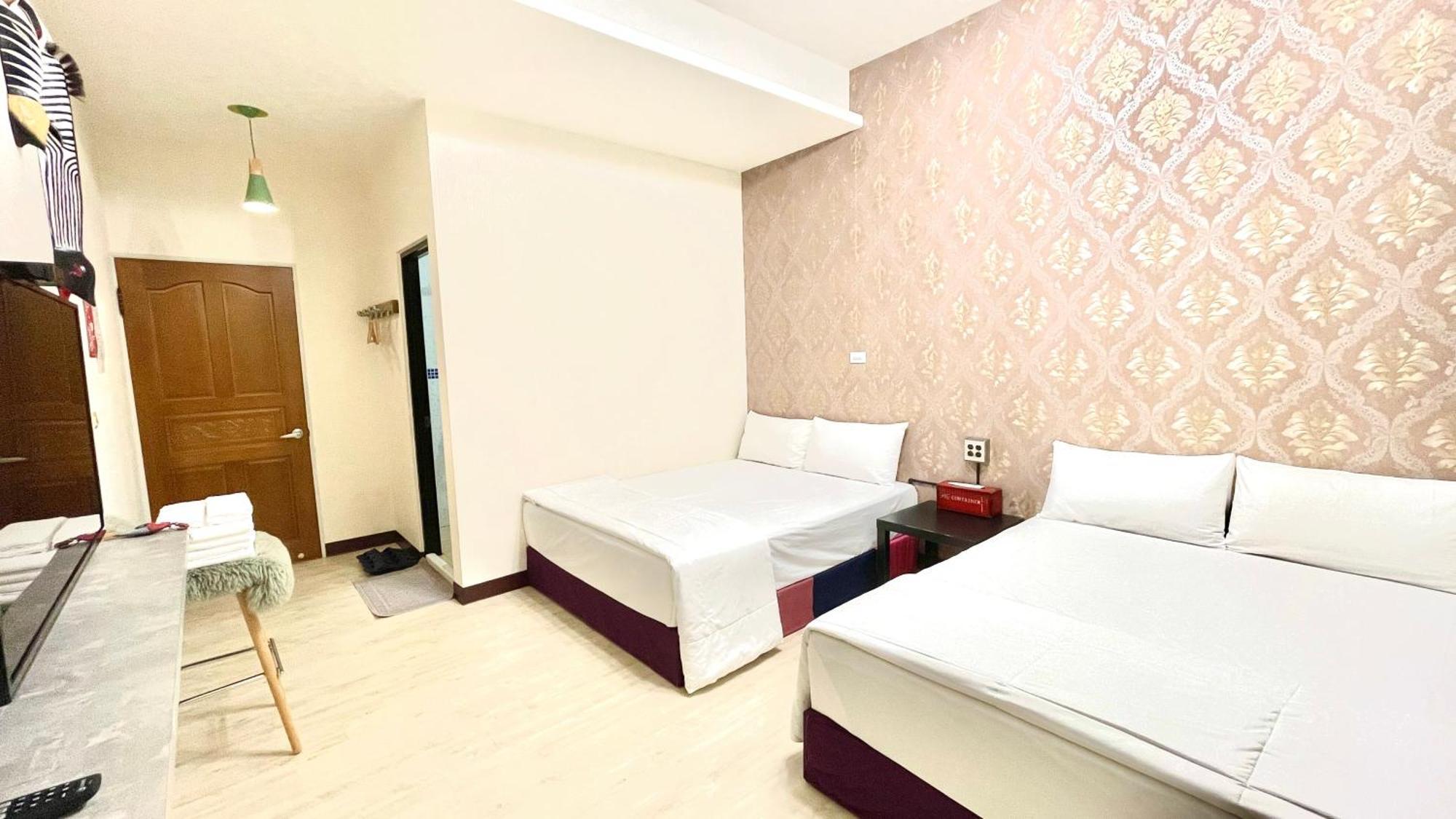 Snug-Nine Hotel Heng-ch'un Esterno foto